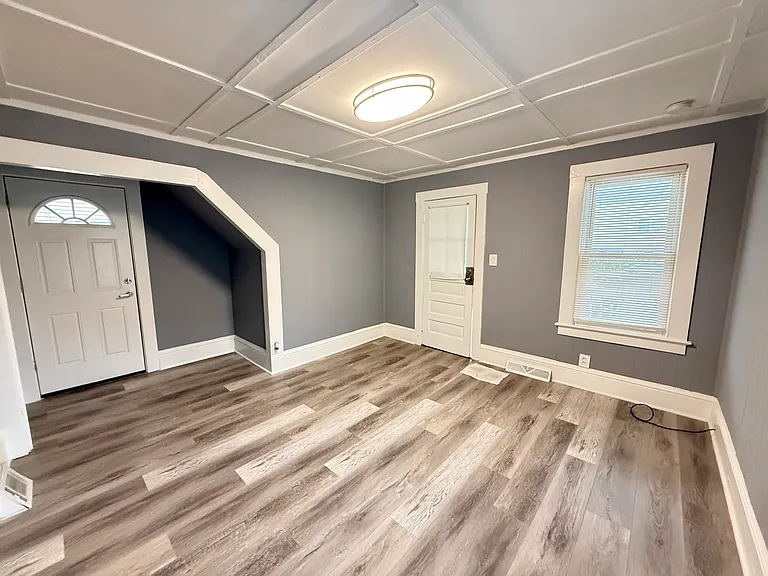 12 Sniffen St #1 — Photo 6
