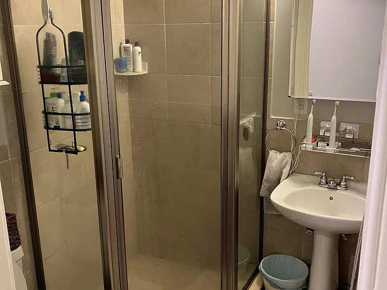 13F Grove Sq #NO BROKERS FEE — Photo 7