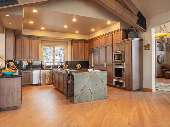 5th image of 21 Stag Gulch Ct