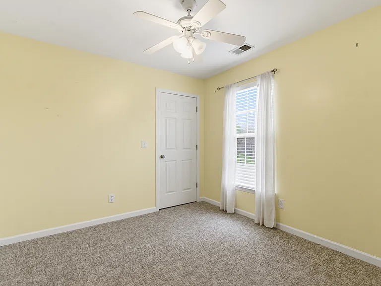 8020 Boone Trce — Photo 31