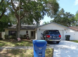 1207 Whisper Dr, Largo, FL 33770