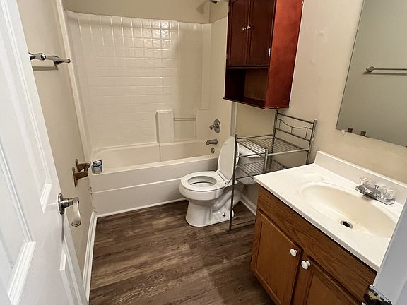 3rd image of 1014 E Lauderdale St APT 10