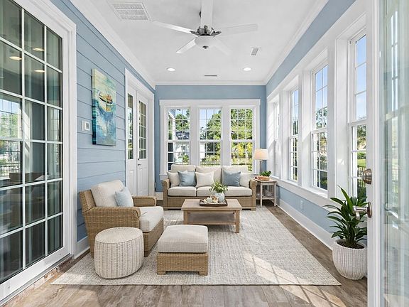 3rd image of 600 Waterbridge Blvd.