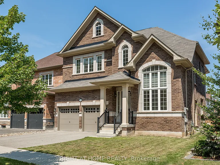 8 Monarch Dr — Photo 4