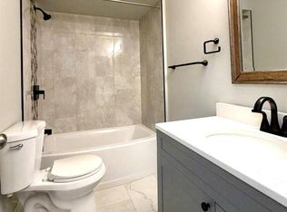 15034 Island Dr, Sterling Heights, MI 48313