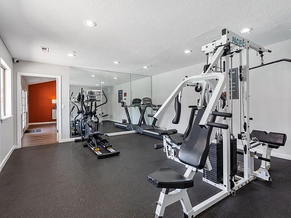 5th image of 752 Patriot Pkwy #816-102