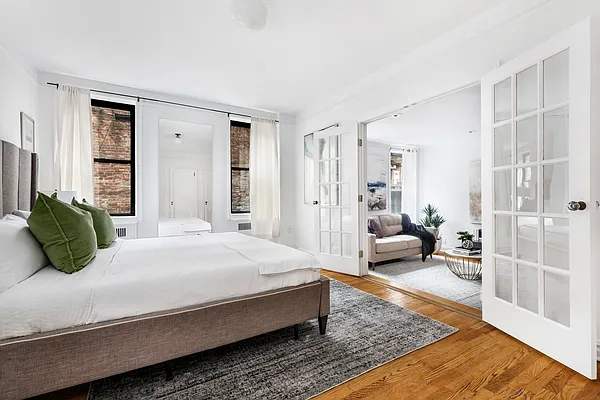 Sold by Compass | media 7