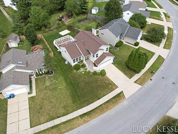 4th image of 4752 Meadow Lake Dr SE