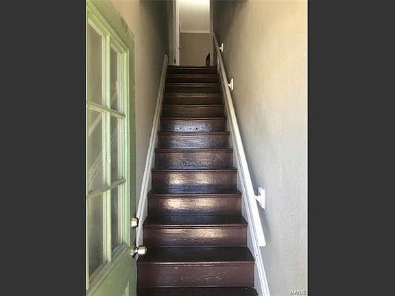 2nd image of 2900 S Compton Ave #2F