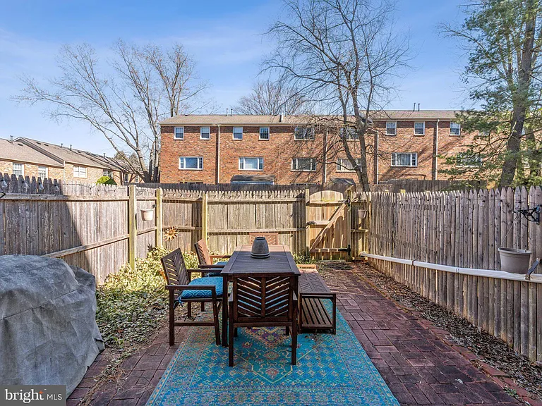 5805 Torington Dr #843 — Photo 40