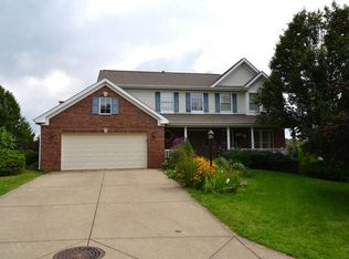 302 Village Ct, Cranberry Twp, PA 16066