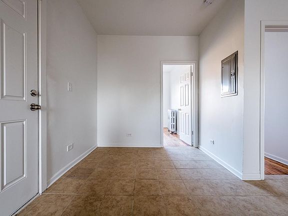 3rd image of 400 S Kilbourn Ave #402-G
