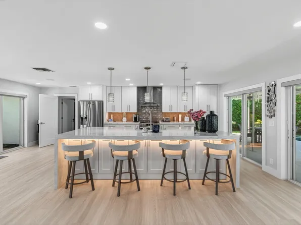 3535 S Lake Drive, Boynton Beach, FL 33435