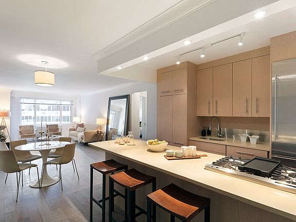 3rd image of 400 E 54th St. #19A