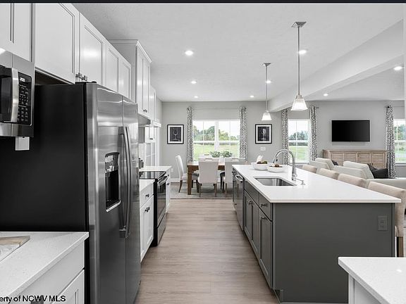 5th image of 724 Slaton Ln