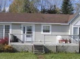 32 Old Dresden Rd, Wiscasset, ME 04578