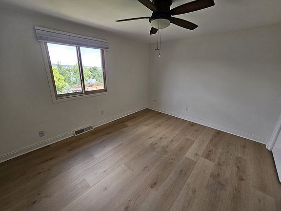 5th image of 13009 W Grand Pl