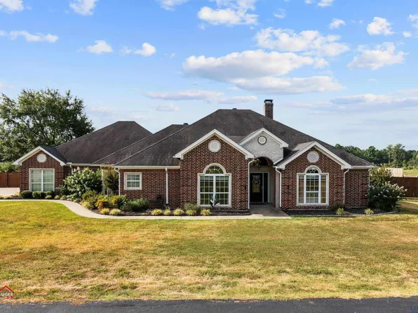 174 Deercrest Dr, Carthage, TX 75633