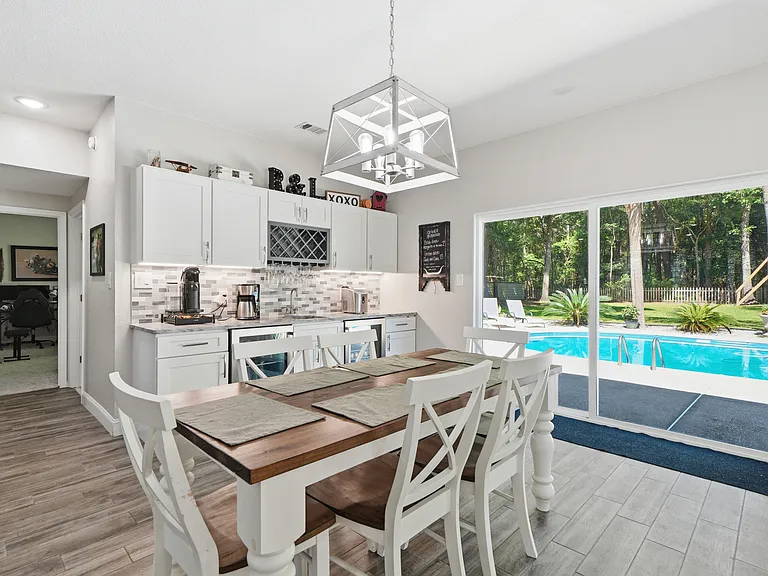 5855 Hunting Meadows Dr — Photo 16