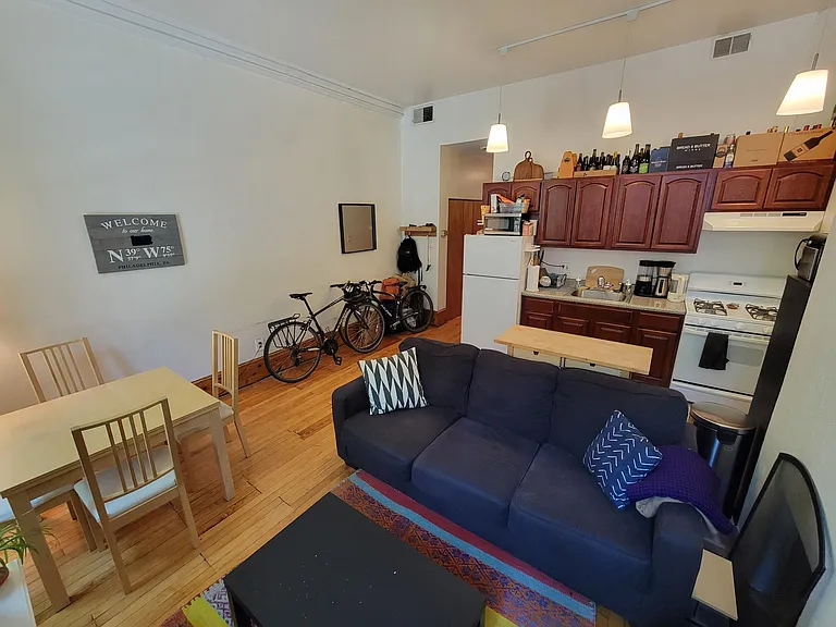 326 S 15th St #2F — Photo 6