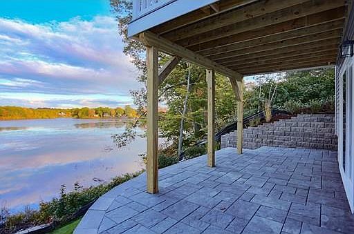 1st image of 62 Lakeside Dr