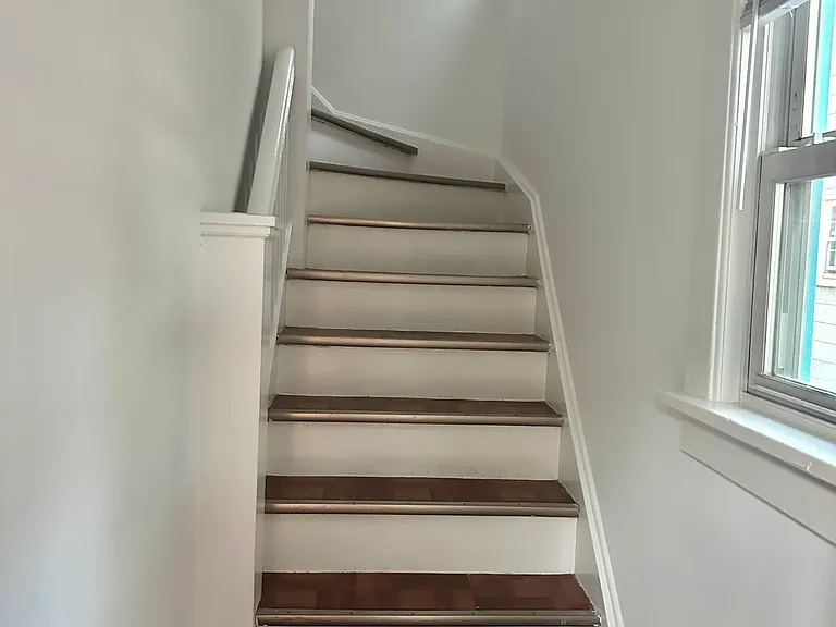 363 Belleville Ave #2 — Photo 9