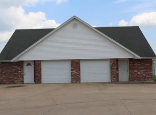 125 Hayes Rd, Holts Summit, MO 65043
