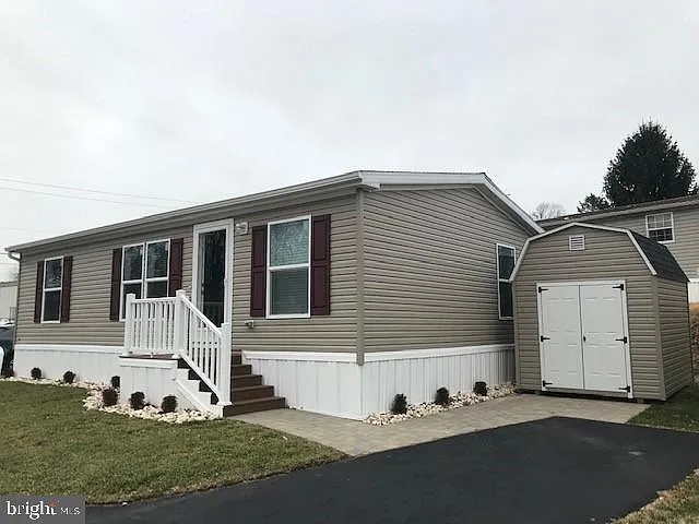 3404 Aster Ave photo 1