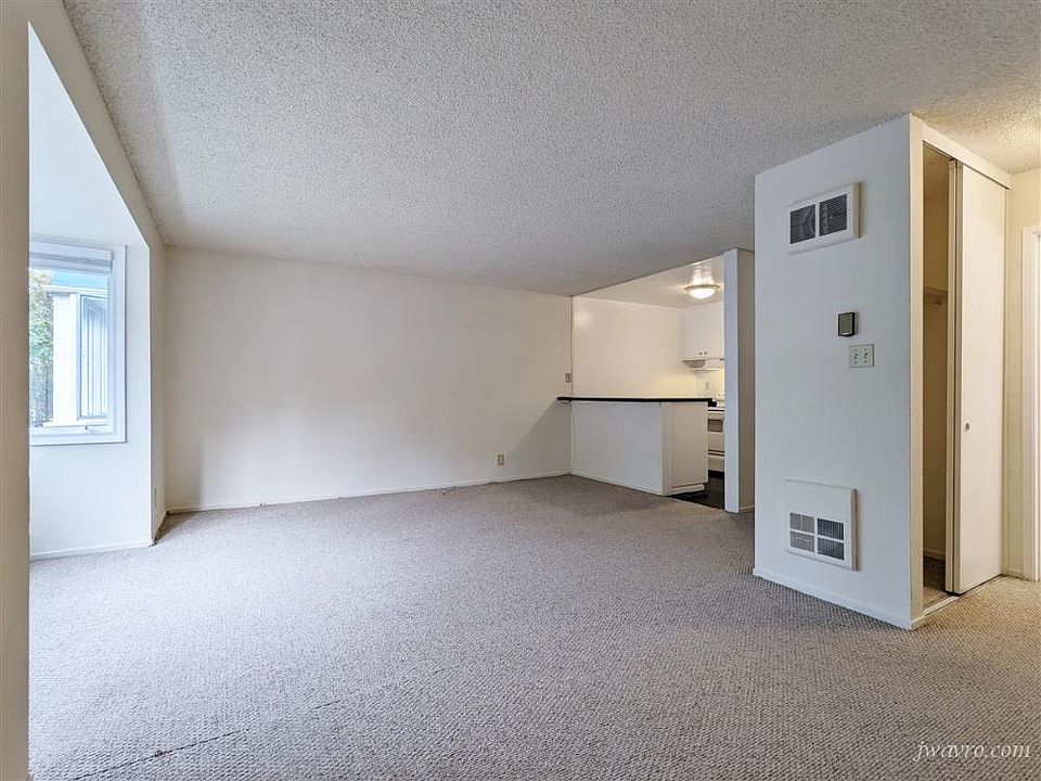 1st image of 1135 Ellis St APT A104