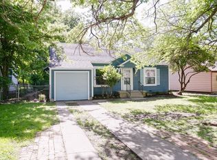 1420 Lawrence Rd, River Oaks, TX 76114