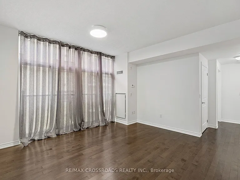 427 Aberdeen Ave #201 — Photo 3