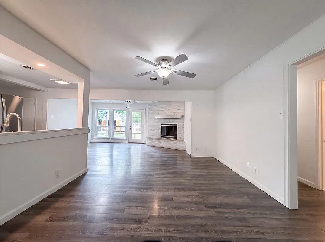 3 bed, 1088 sqft, $1,600 — Photo 2