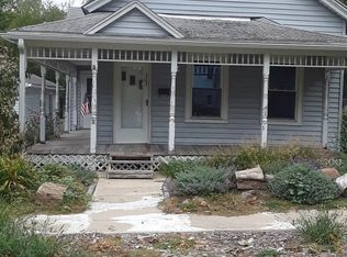 303 W Blackman St, Harvard, IL 60033