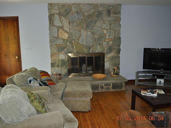 Family Room Wood FP