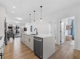 40 N Sage Hill Walk NW #316, Calgary, AB T3R2C5