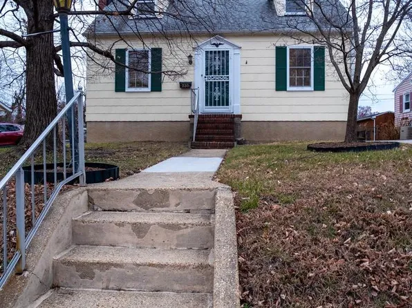 230 N Beaumont Ave, Baltimore, MD 21228