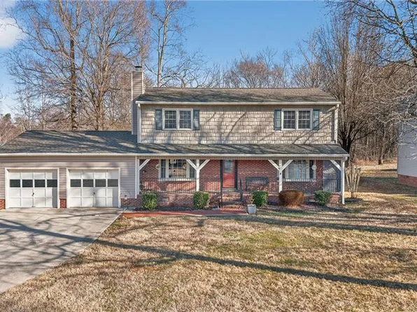 3838 Beech Cir, Trinity, NC 27370