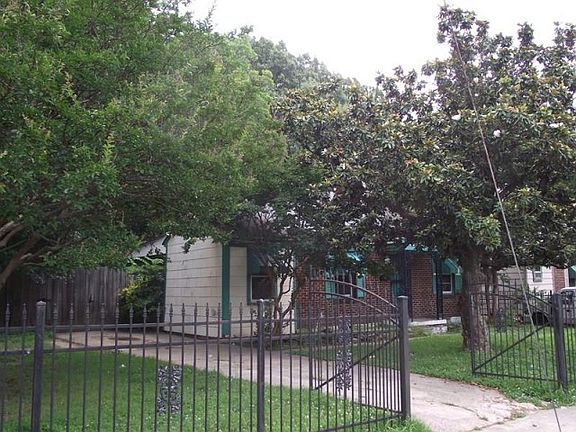 3rd image of 1708 S Lauderdale St