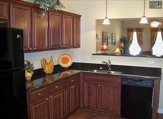 2nd image of 133 Hillock Ct