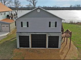 1940 Catfish Ln, Crump, TN 38327