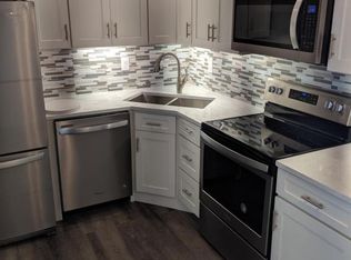 3130 James St, Madison, WI 53714