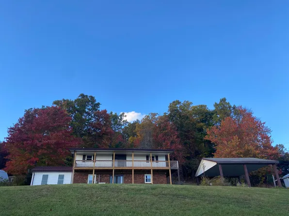 258 Wilcox Dr, Crumpler, NC 28617