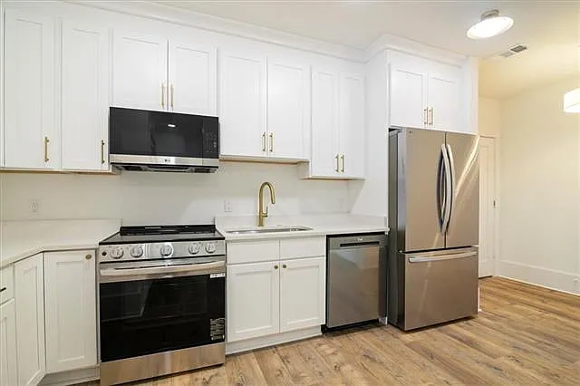 2 bed, 2.5 bath, 1040 sqft, $2,250 — Photo 4