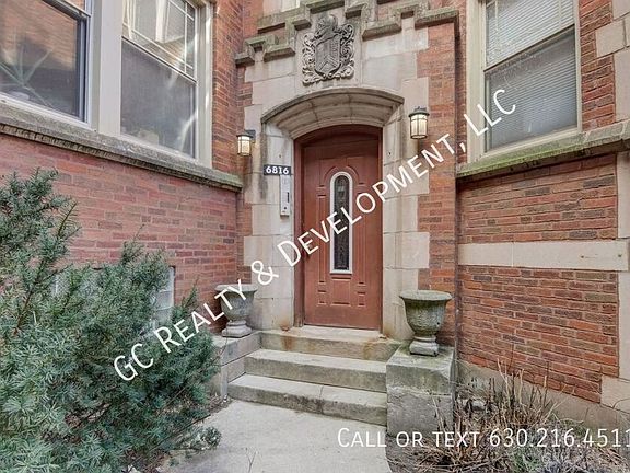 2nd image of 6816 N Ashland Ave Unit 2D