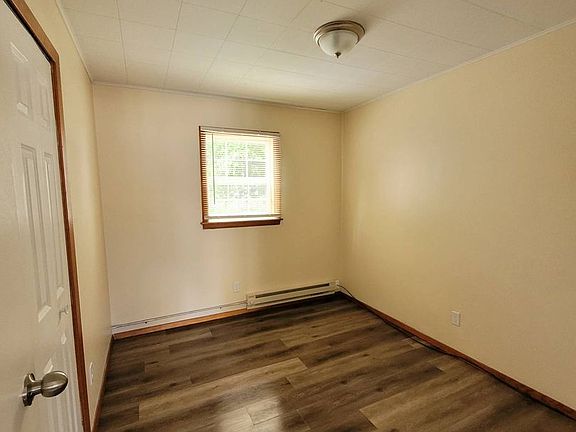 4th image of 355 North Dr #4