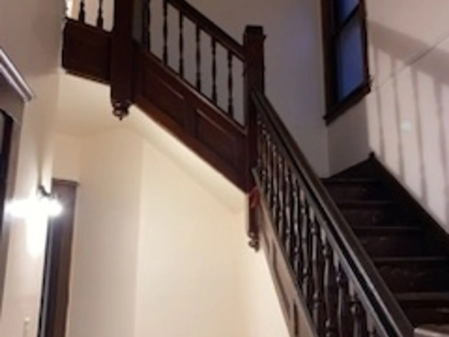 5 Bedrooms 2 Baths with Rent Freeze! Older Victorian Home CharmNJ — Photo 3