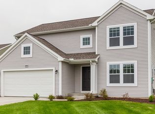 3192 Oakmont Dr, Hudsonville, MI 49426