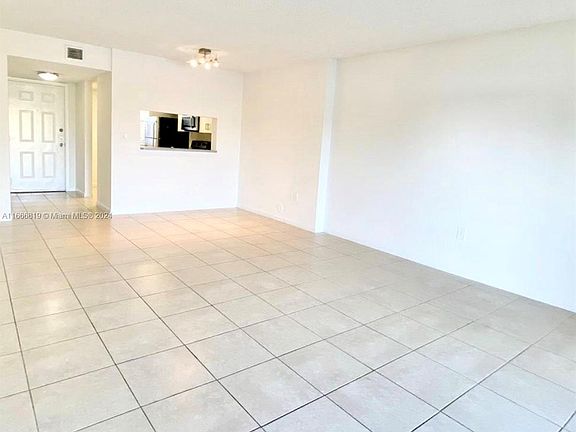 3rd image of 5200 NW 31st Ave APT 44