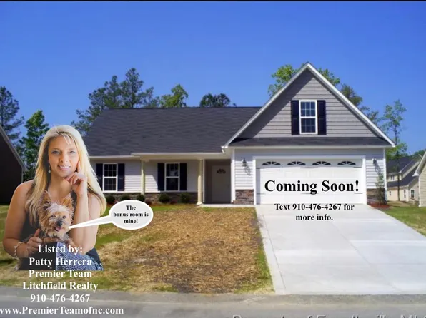 4610 Cedar Pass Dr, Hope Mills, NC 28348