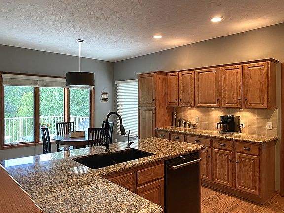 5th image of 6710 N 153rd St